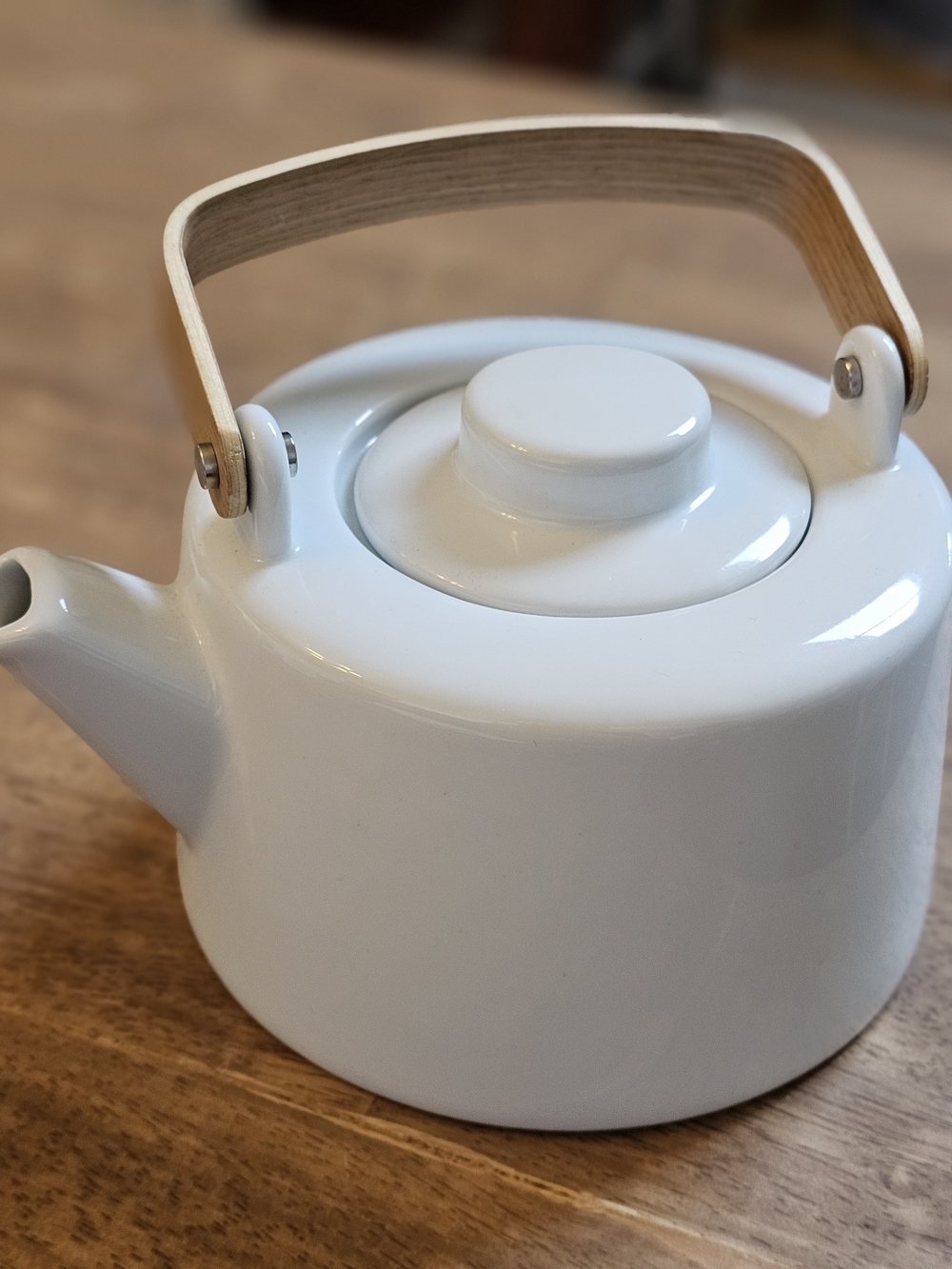 Crate and Barrel "Bree" White Ceramic Teapot with Wooden Handle